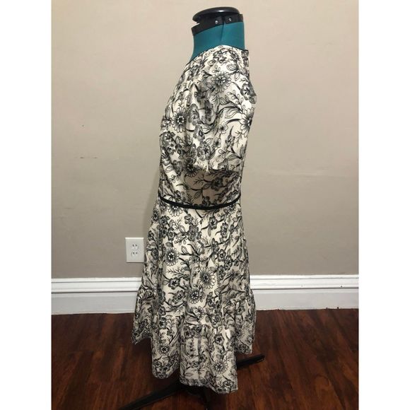 Gal Meets Glam Viola Raffia Embroidered White + Black Floral Dress, NWT, 10P - Picture 6 of 6